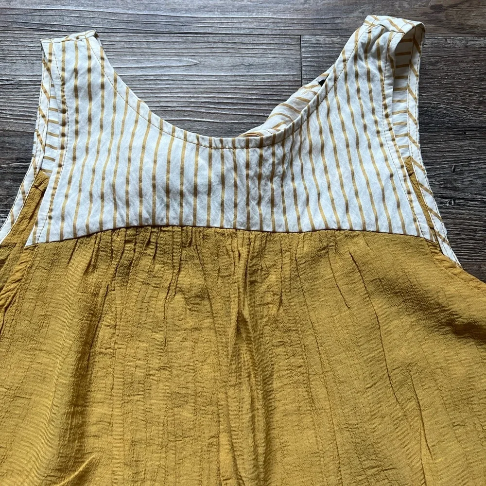 Tank Top - Picture 3 of 4